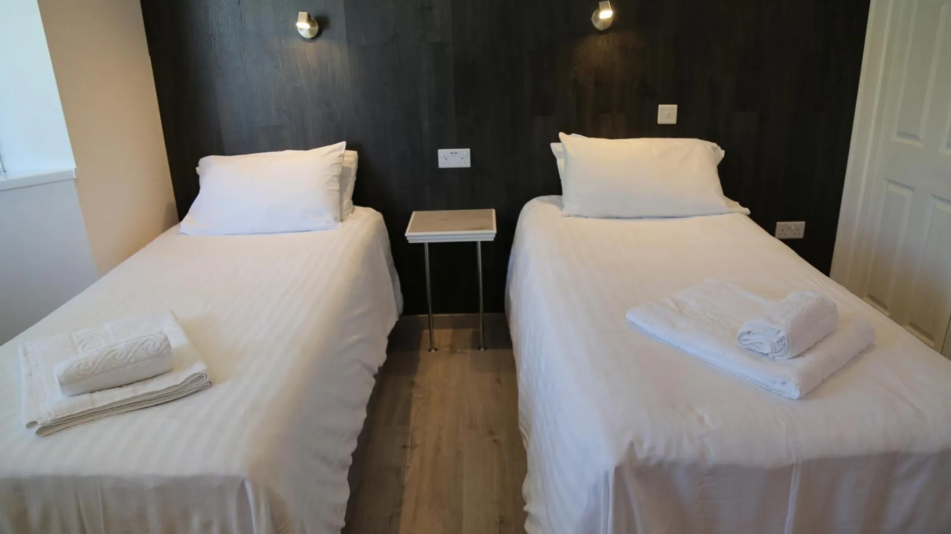 Debden Guest House Hillingdon 3*,  United Kingdom