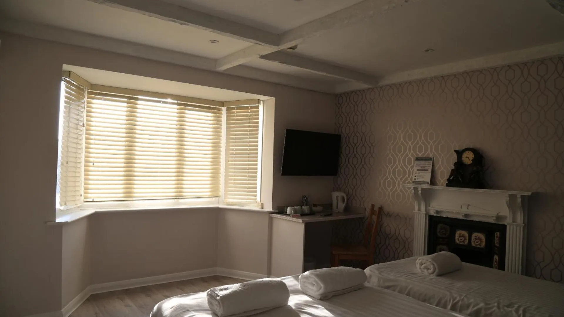 Debden Guest House Hillingdon 3*,  United Kingdom