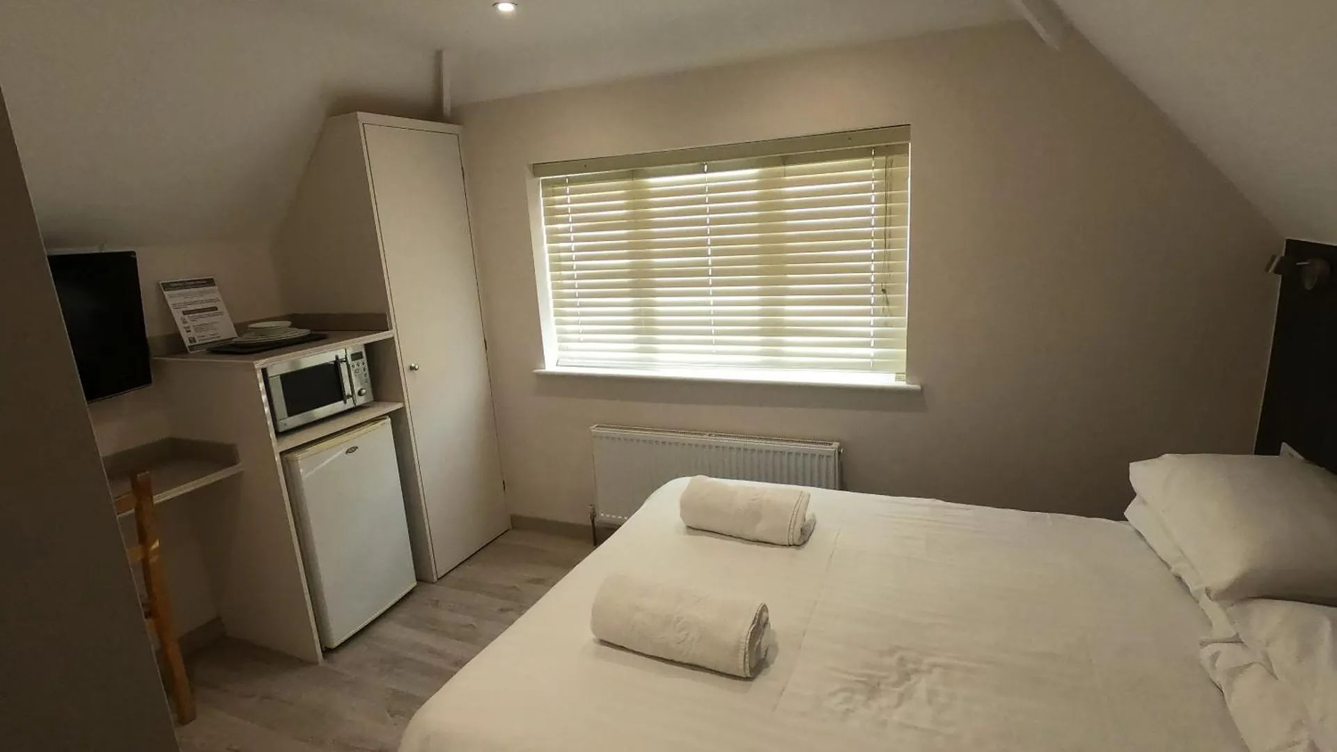 Debden Guest House Hillingdon United Kingdom
