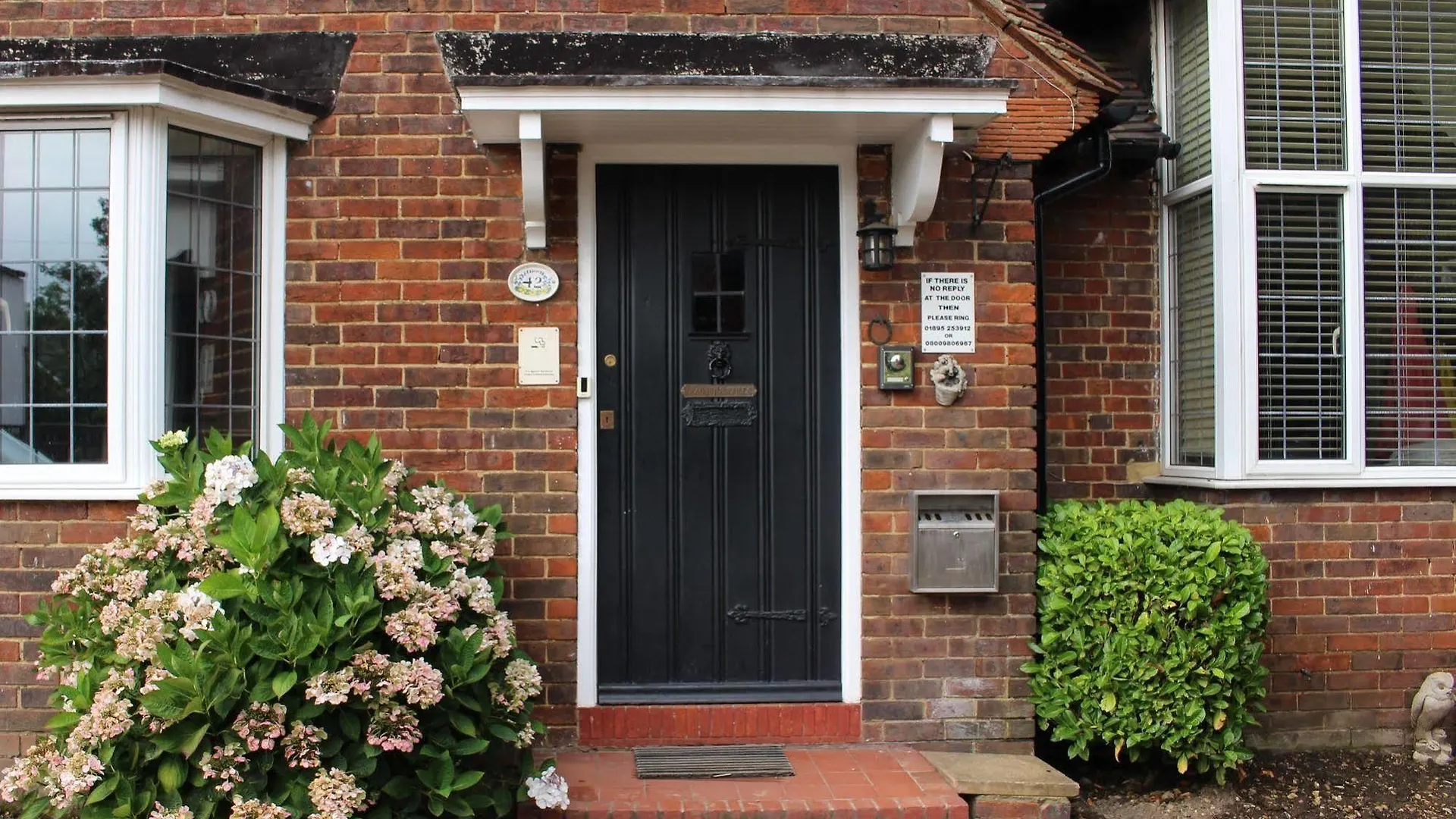 Bed & Breakfast Debden Guest House Hillingdon